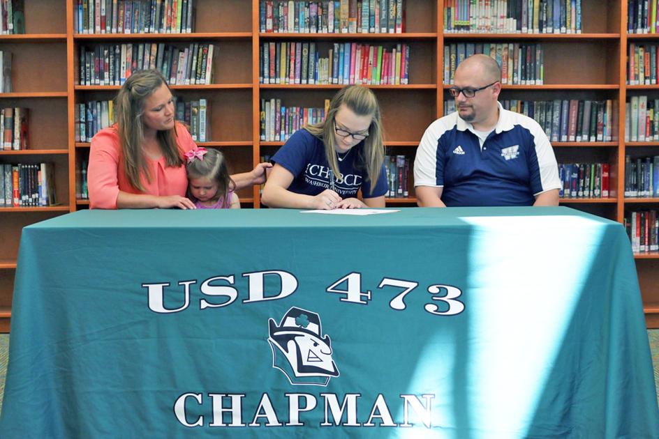 Blaney, Thomas sign to cheer and dance - Abilene Recorder Chronicle