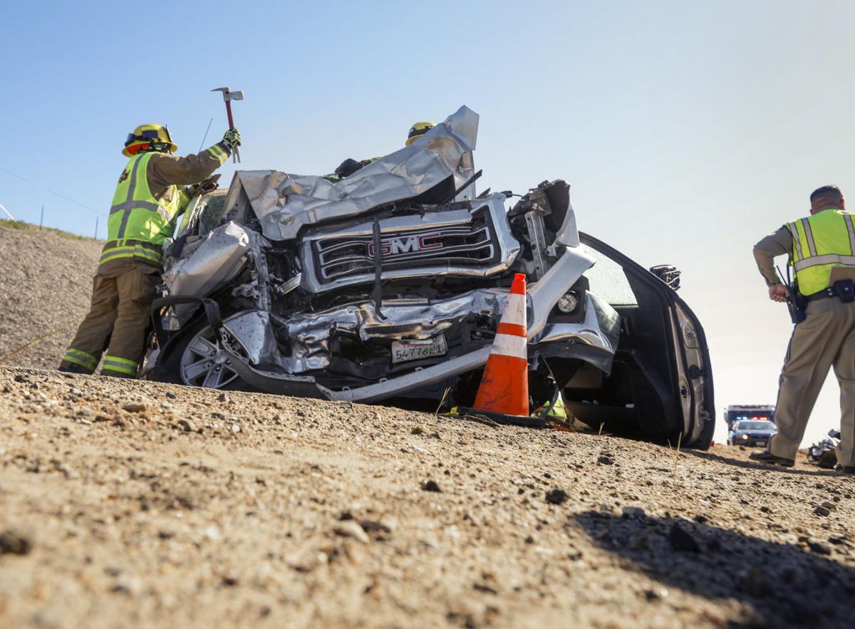 Deaths of two Bakersfield men and three other people in recent auto