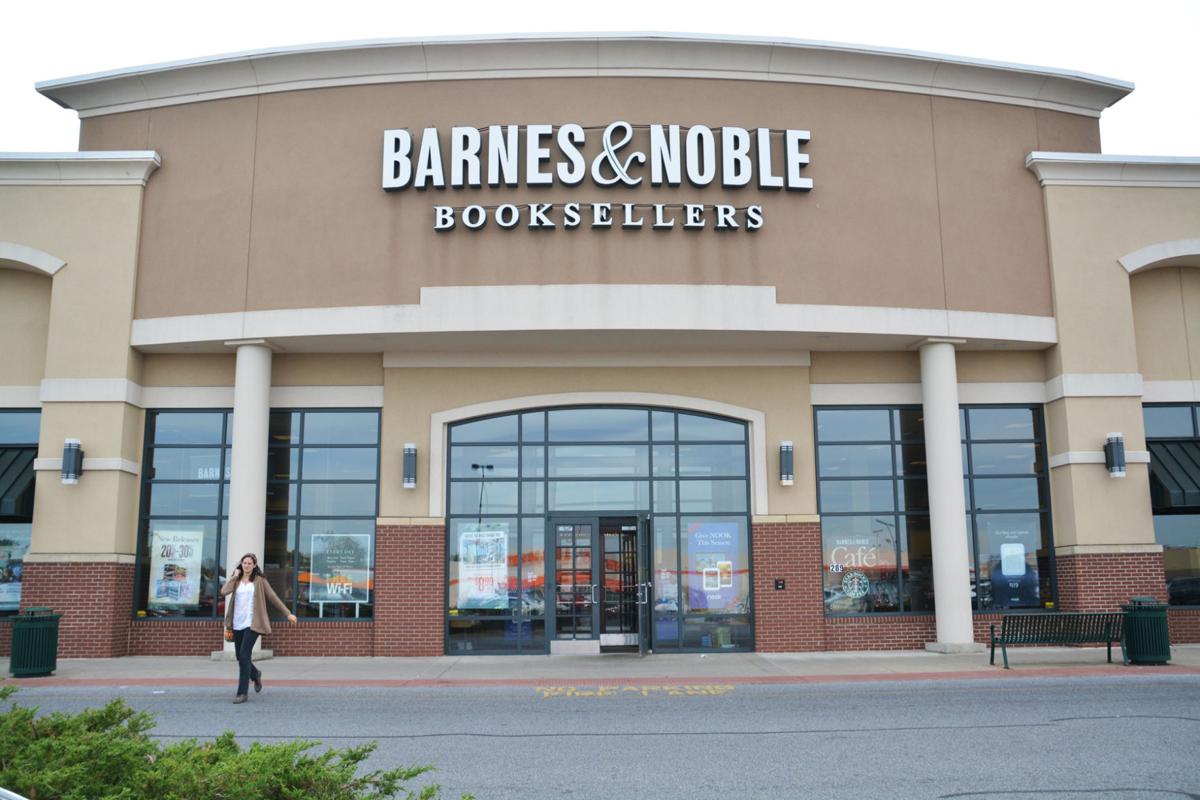 Barnes and Noble to stay open | News | breezejmu.org