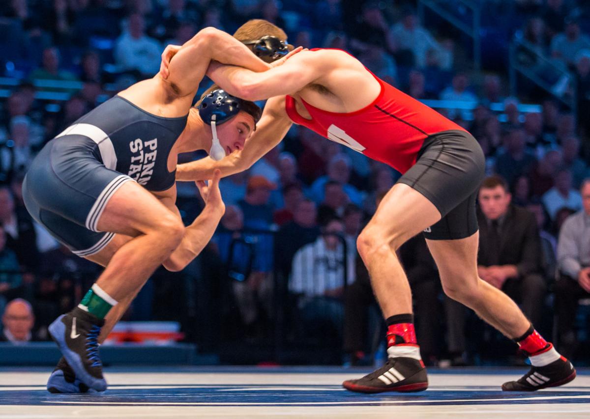 Benefits of dating a wrestler