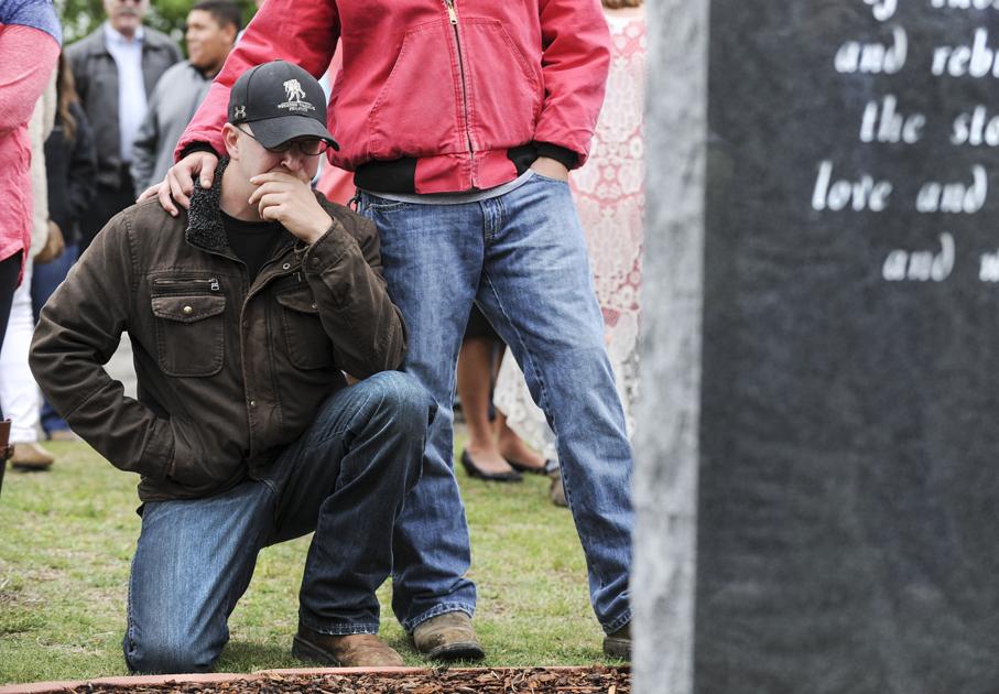 Mount Hope Honors Tornado Victims - The Decatur Daily
