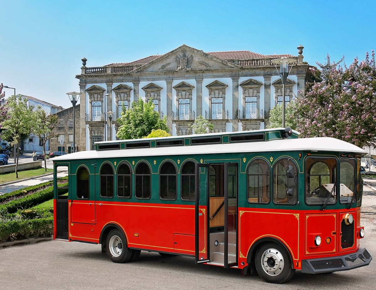 Galveston plans to buy new trolleytype buses News galvnews.com Galveston plans to buy new trolleytype buses News galvnews.com