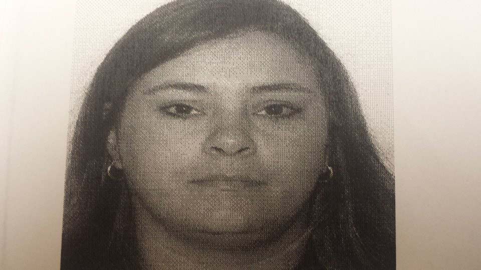 Shelly Vessel Gravely