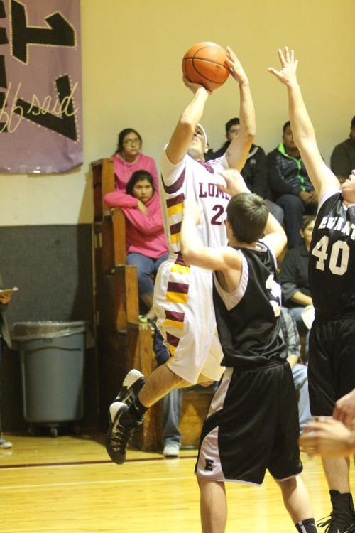 LometaEvantBOYSBasketball45.jpg