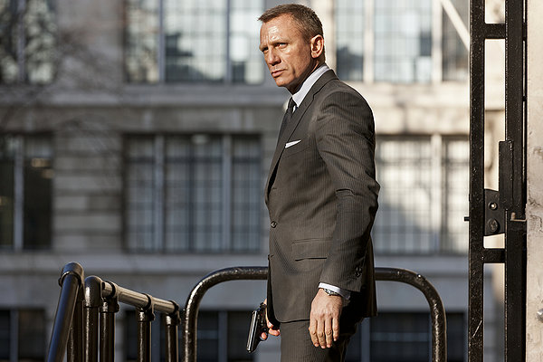 111612-div-movieskyfall