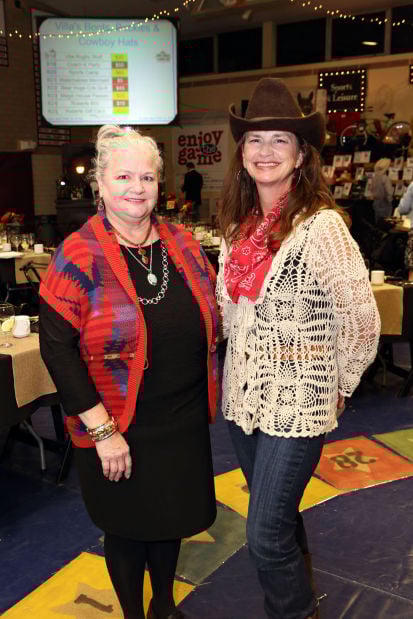 Villa Duchesne and Oak Hill School Bonne Chance Auction
