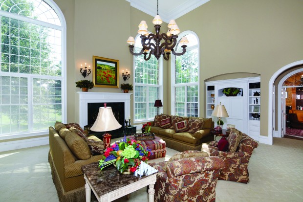 6 Countryside Ln - GreatRm-windows.jpg