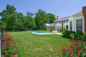 F__ Garden and Pool Back of House_0213.jpg
