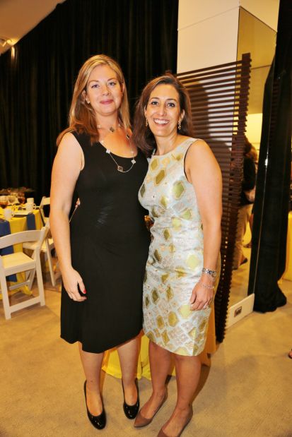 Kellie Hynes, Laura Villa