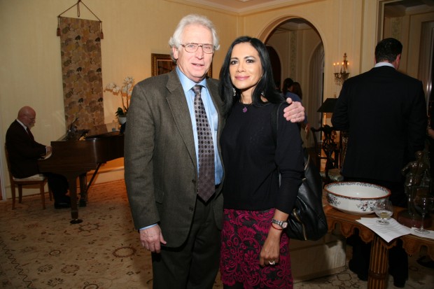 Michael Uthoff, Flor Hernandez