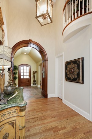 2-6 Briarbrook Trail-Foyer.jpg