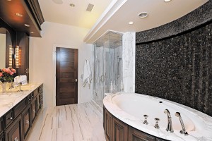905 The Crescent