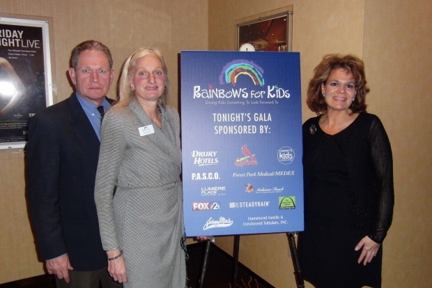 Dennis Stevison, Anne Parker, Theresia Metz