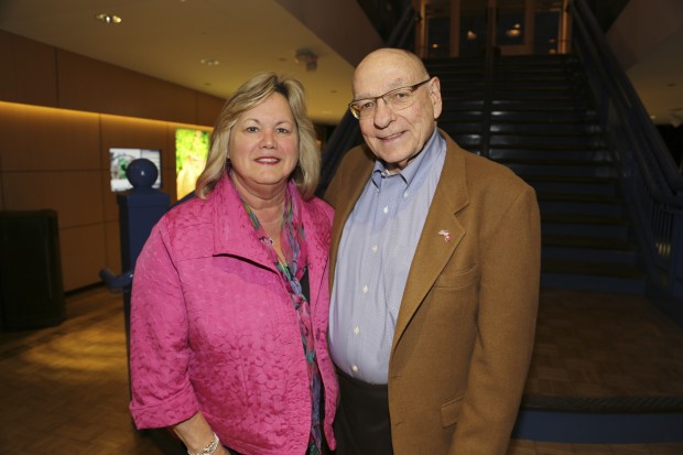 Lesa Knight, Walt Suhre