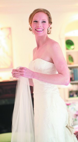 1021_ELwed6_dress.jpg