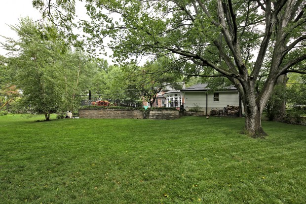 DP 10-12 023.jpg