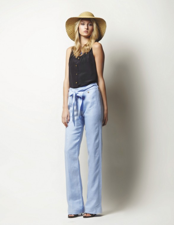 leonabluetrouser.jpg