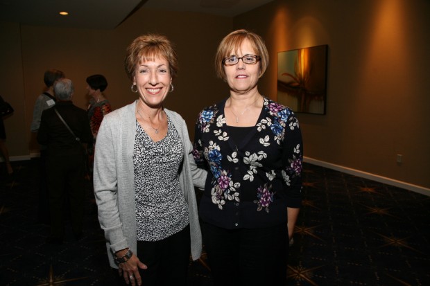 Mary Ellen Saenz, Rosa Read
