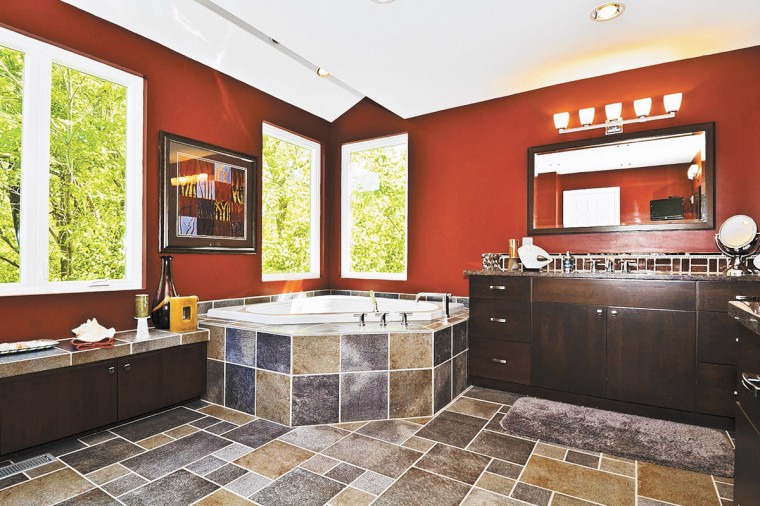 dp-mstrbath_0914.jpg
