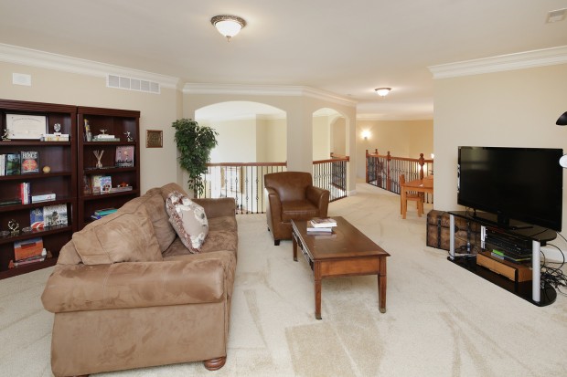EagleBluff168478LR.jpg