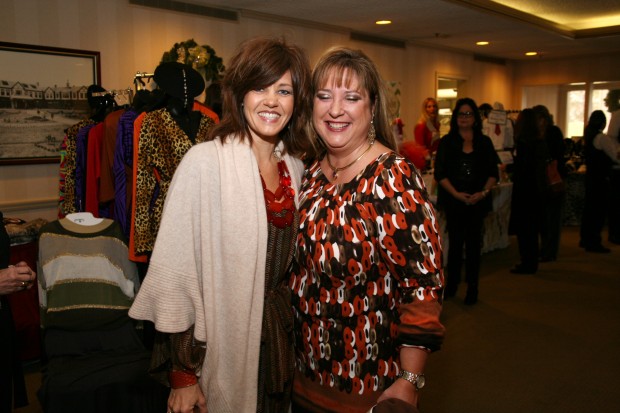 Tracy Brown, Anne Allmeroth