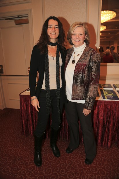 Lynne Reif, Therese Cristiani