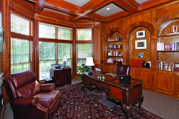 6 Countryside Ln -Library.jpg