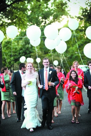 1021_ELwed6_walk.jpg