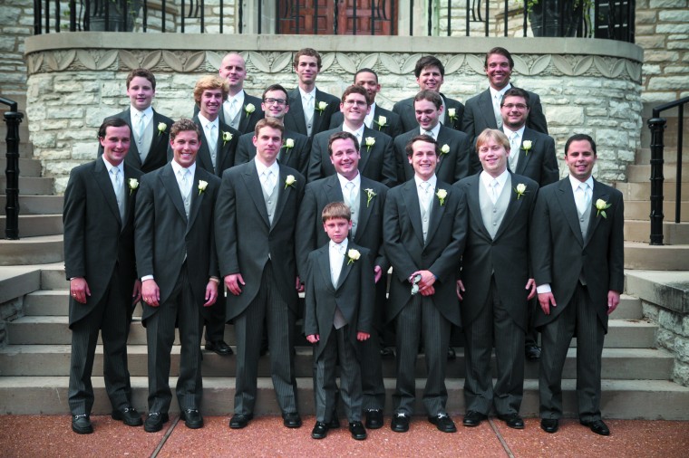 1021_ELwed7_groomsmen.jpg