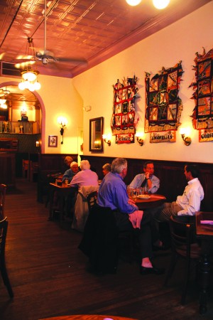dine_1230.jpg