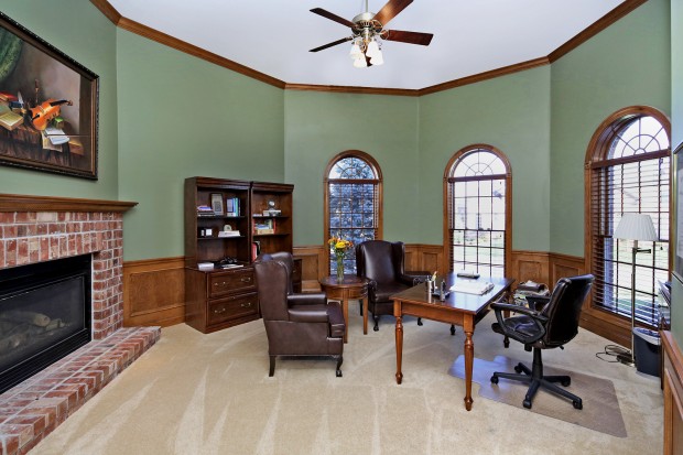 EagleBluff168478STY.jpg