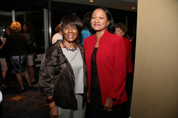 Ann Wadlington, Laura Burton