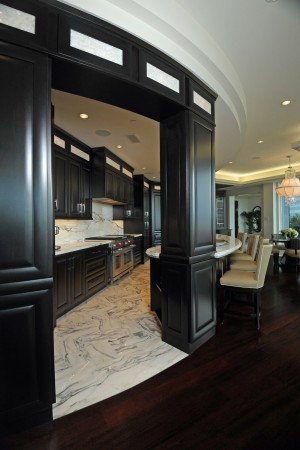 905 The Crescent