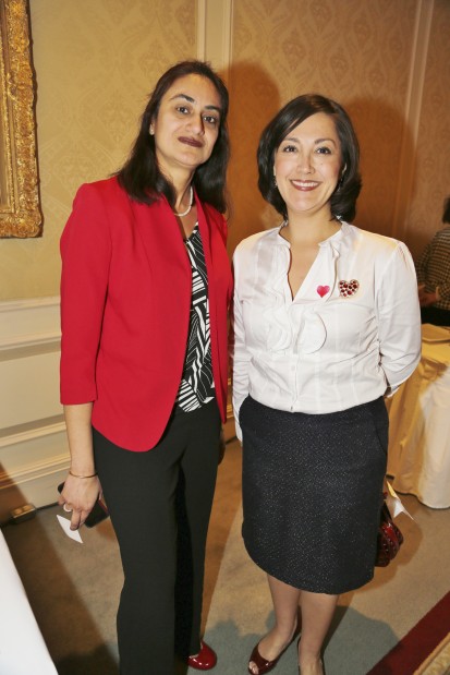 Ratna Solae, Charlene Johnson