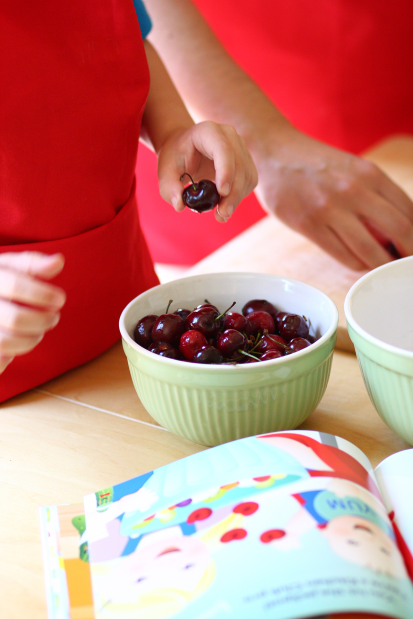 Kitchen Club Kids books preparation.png