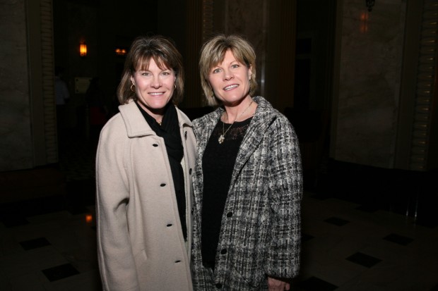 Marla Mills, Darla Stratton