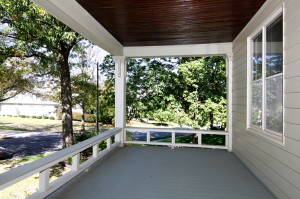 porch2.jpg