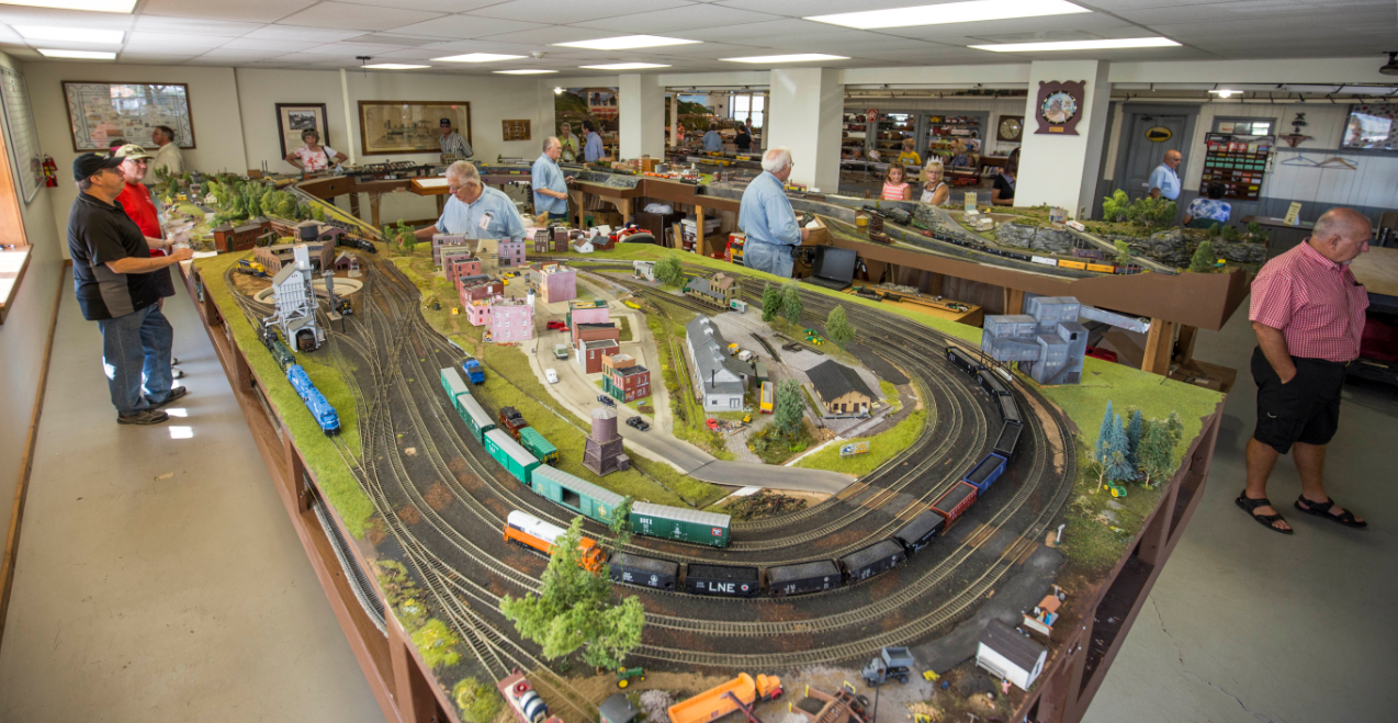 Homes model railroad club Homes model railroad club