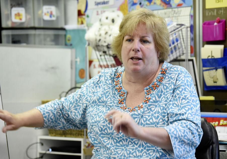 In the Spotlight: Teacher follows pupils from kindergarten to graduation - LancasterOnline