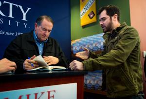 Huckabee's book tour stops at Liberty University - Lynchburg News and Advance