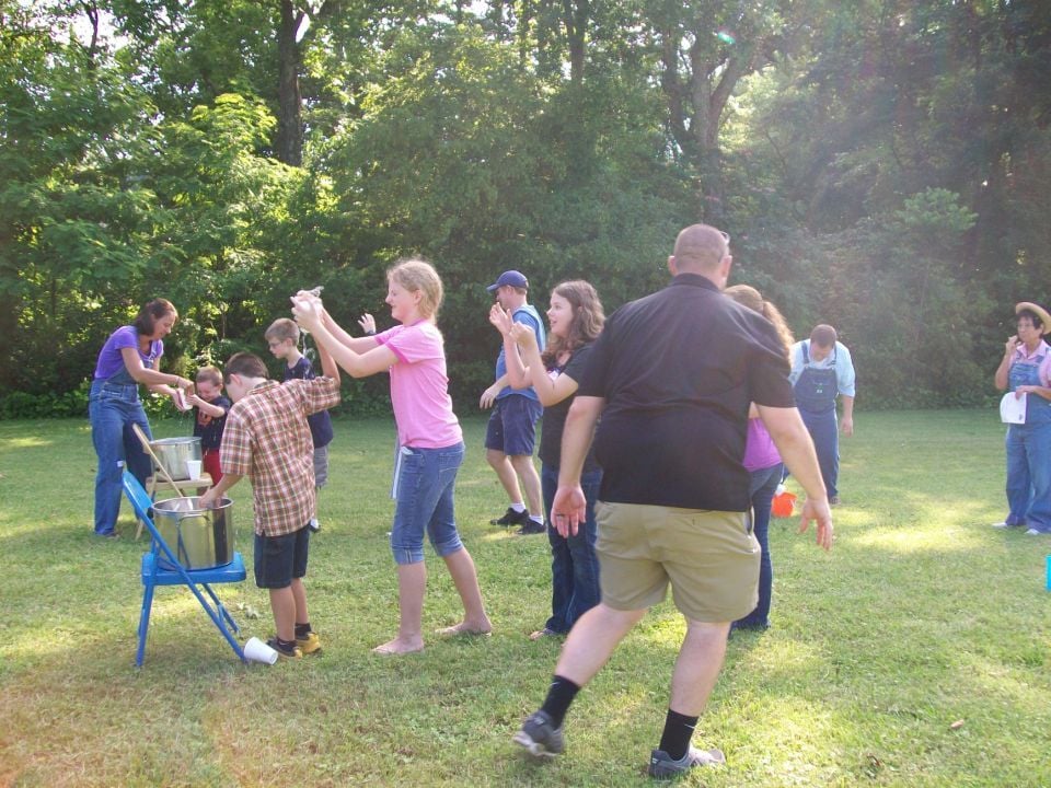 Local Baptist Church Lures Kids In With ‘hillbilly’ Games 