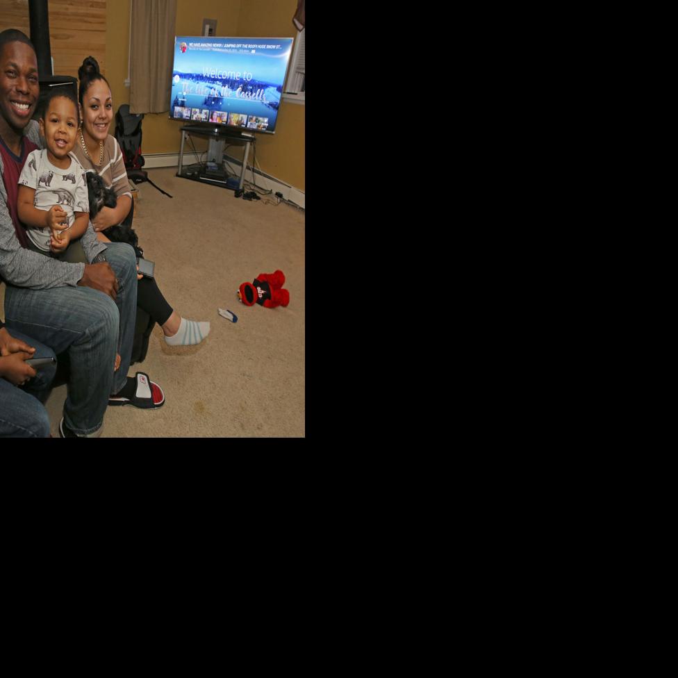 Family documents Alaska life in video blogs - Fairbanks Daily News-Miner (blog)