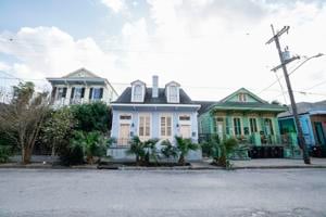 Former City of New Orleans employee faces 4 felonies in fake rental license scheme