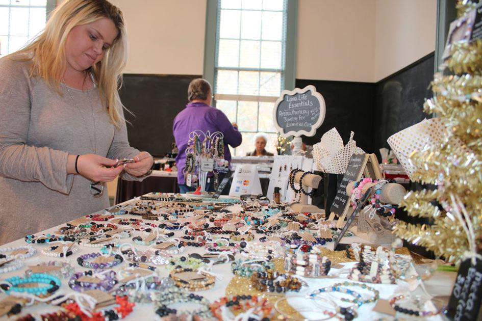 Teacher uses natural oils to aid in classroom, expands idea into small business - Northwest Georgia News