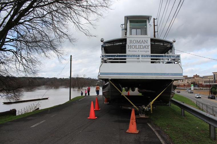 Sunday levee flooding Northwest News News