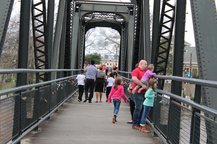 Sunday levee flooding Northwest News News