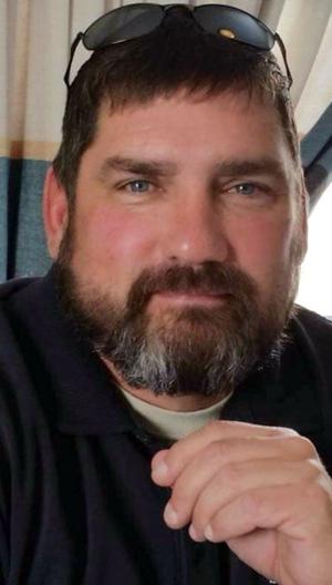 Barry Sutton, other DynCorp contractors honored