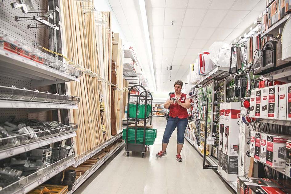Kopetsky's Ace Hardware opens - The N'West Iowa REVIEW: News