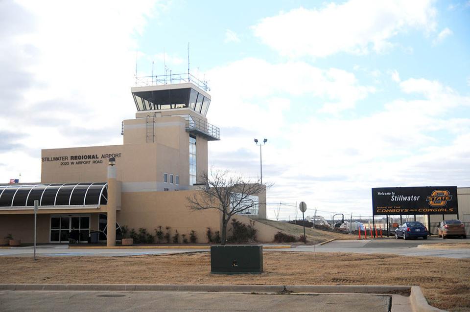 Commercial flights coming to Stillwater in August - ocolly ...