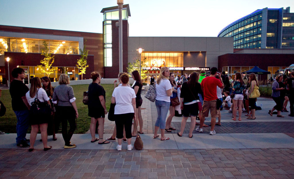 Aksarben Cinema now offering 5 movie tickets one day of the week